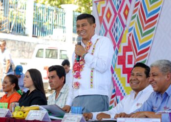 Gobierno del Estado trabaja para mejorar la infraestructura social de Santa Ana Tavela