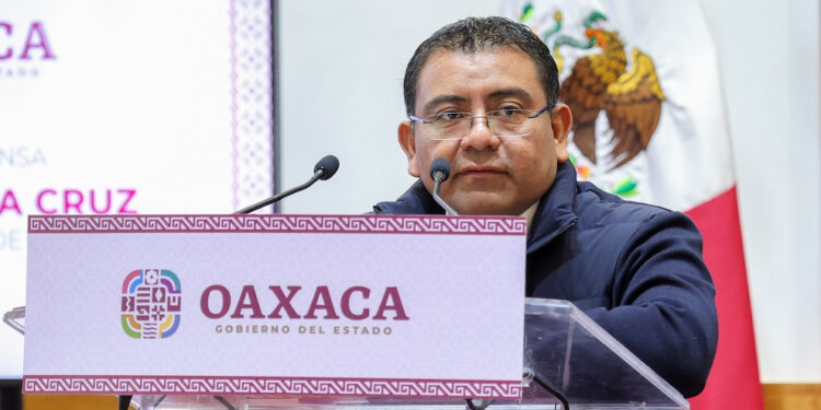 Con ajustes presupuestarios, Gobierno de Oaxaca liquidará este año deuda con el SAT e ISSSTE