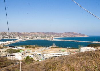 Impulsa Oaxaca Corredor Interoceánico ante el mercado internacional