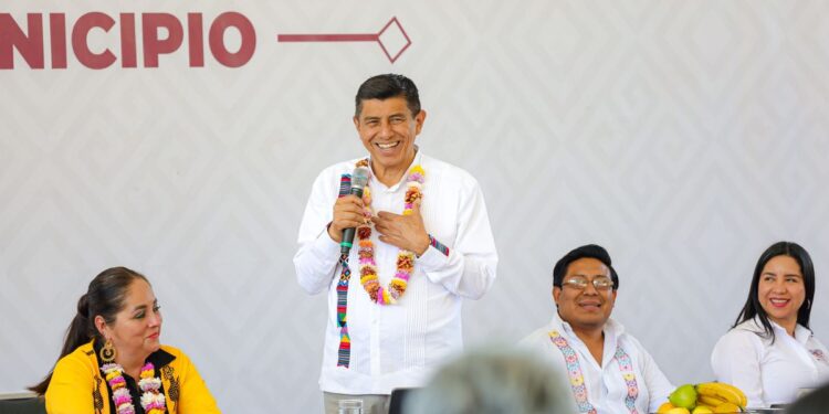 Gobierno del Estado trabaja para el bienestar de San Pedro Teutila