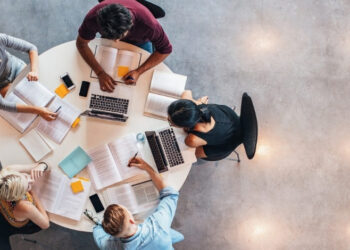 AXACA EMPRENDE INTERUNIVERSITARIO 2024