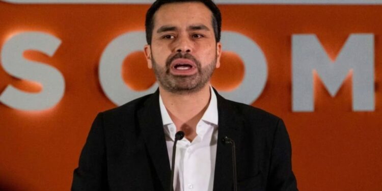 Cuauhtémoc Blanco violentó la Constitución al no pedir licencia para ser ‘pluri’: Álvarez Máynez