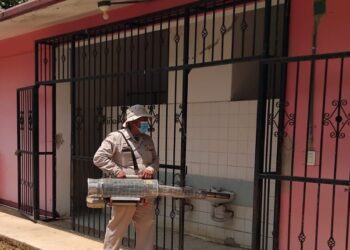 Continúa la Jornada Nacional de Lucha contra Dengue en la Mixteca